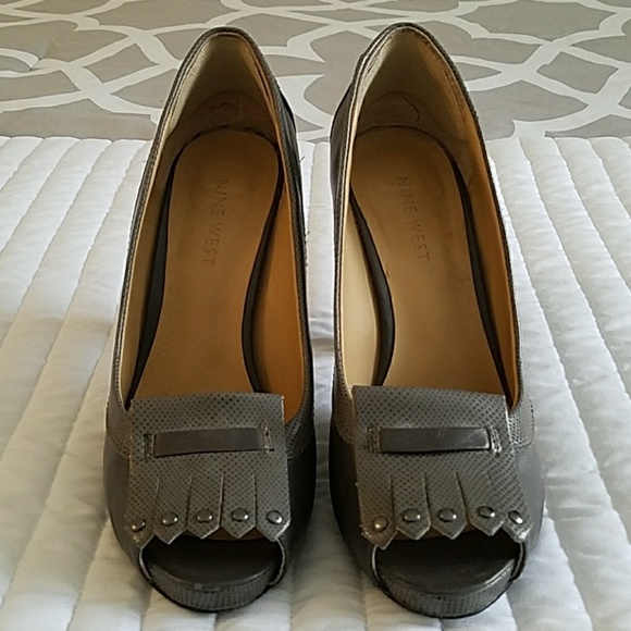 Nine West Peep Toe Pumps - Picture 4 of 4